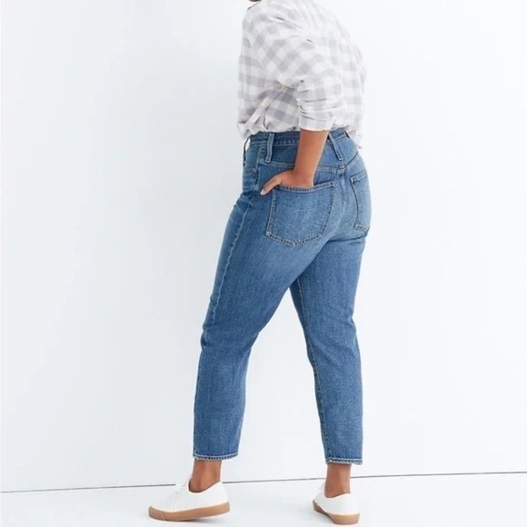 Madewell Size 35 The Mom High Rise Jean‎ In Downey Wash 100% Cotton - Picture 5 of 12